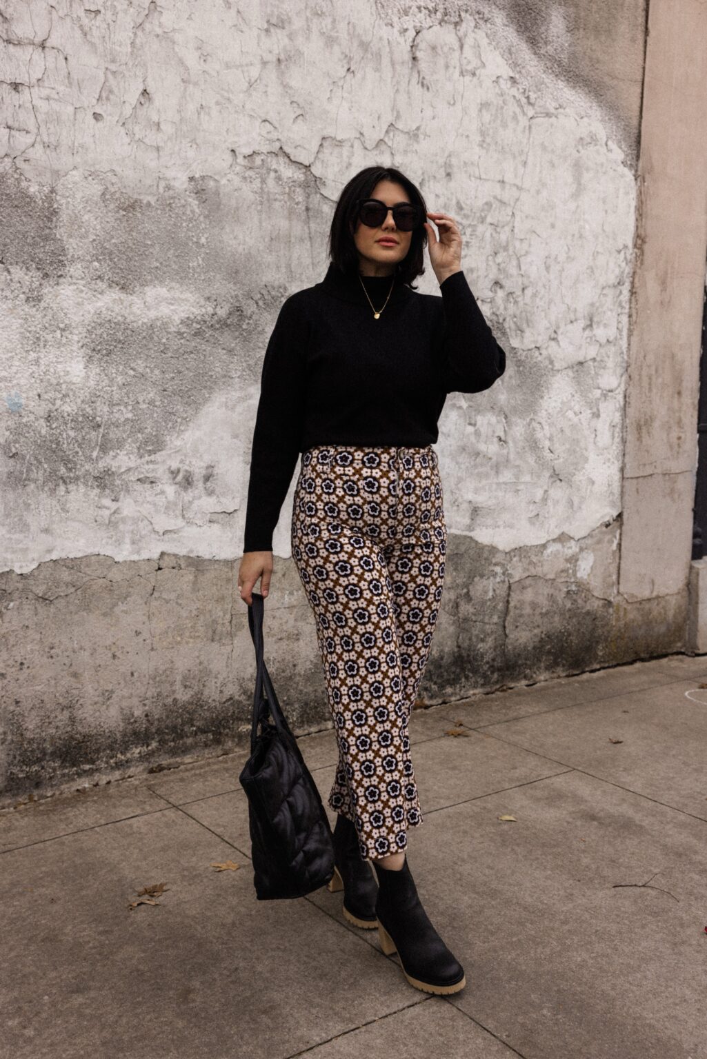 How to Wear Printed Pants | kendi everyday